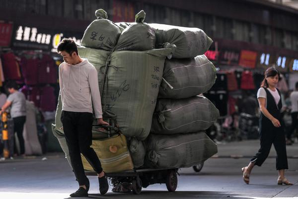 【國產成人網】軍中綠花簡譜